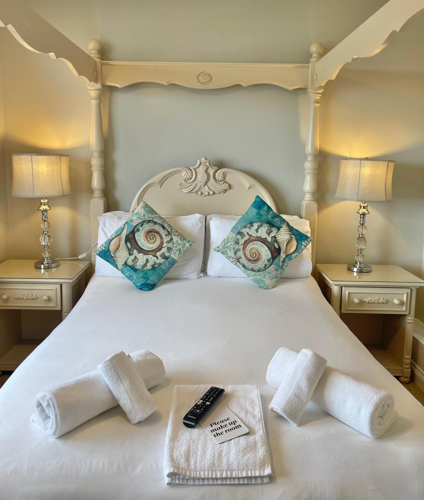 The Seacliffe - Whitby Hotel Eksteriør billede