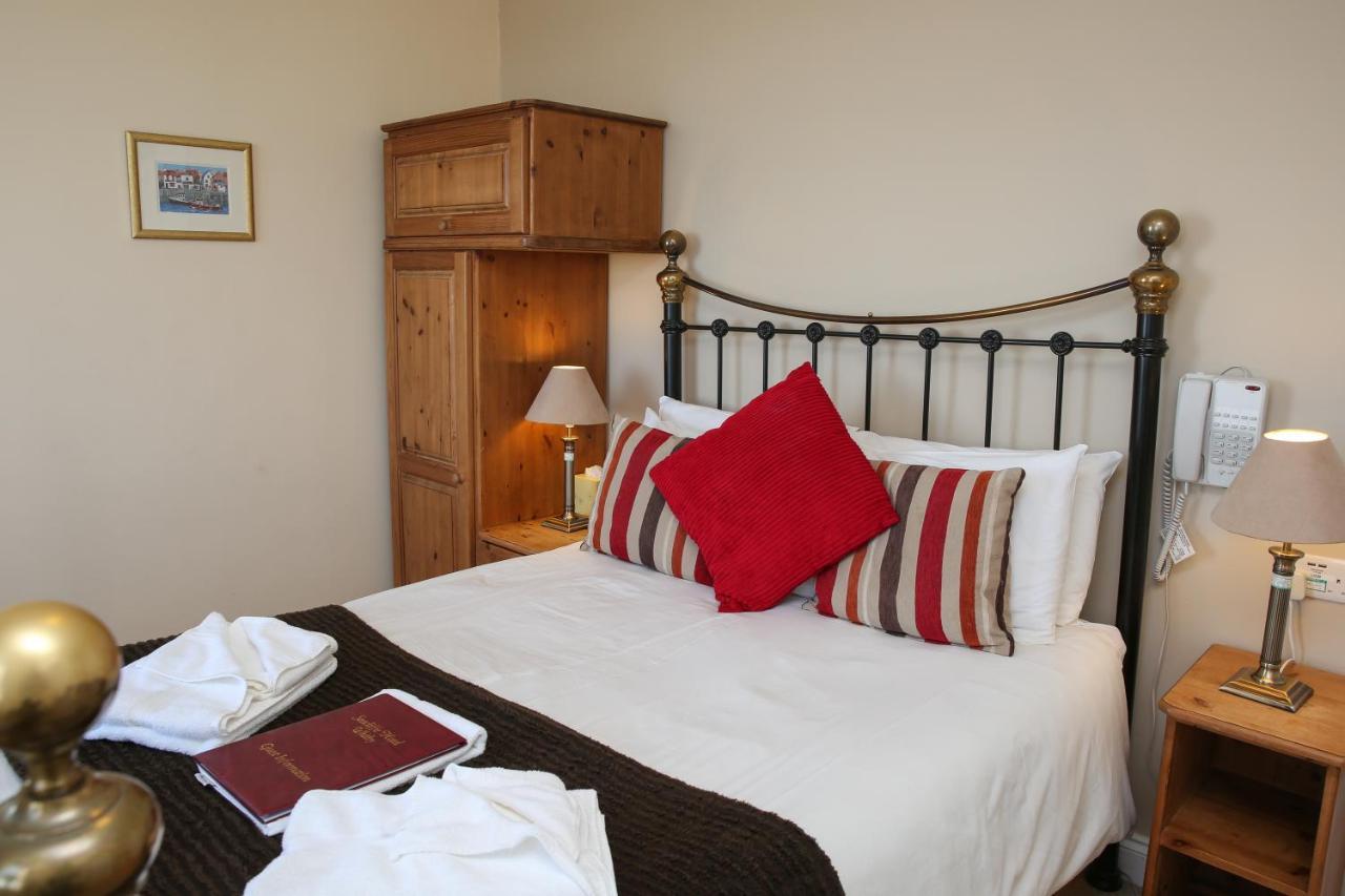 The Seacliffe - Whitby Hotel Eksteriør billede